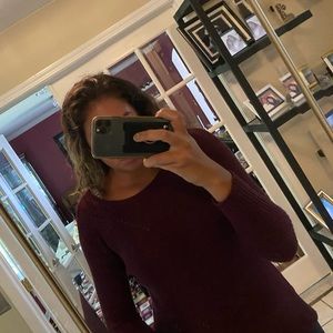 Burgundy knitted sweater